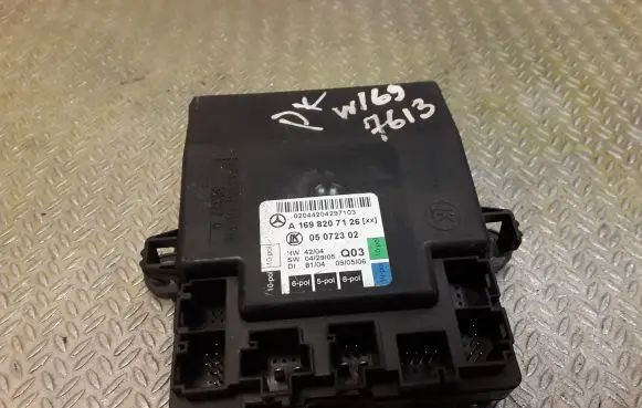 Mercedes-Benz A W169 Door control unit/module 1698207126 A1698207126
