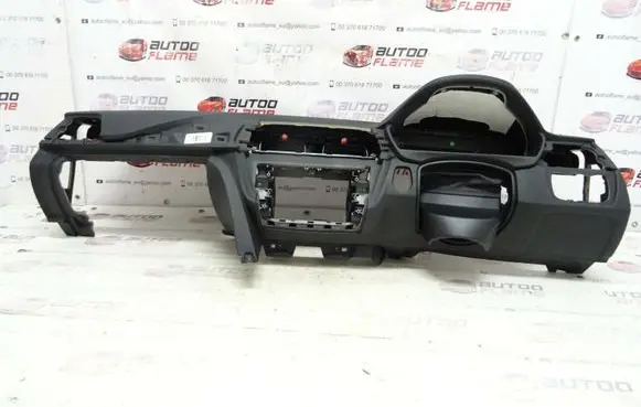 BMW 3 F30 F35 F31 Dashboard 9218491