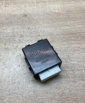 Toyota RAV 4 (XA30) Window wiper relay 8594042020 4230001000