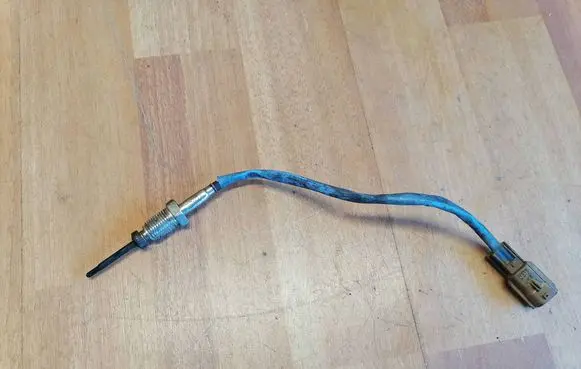 Renault Espace V (RFC) Exhaust gas temperature sensor 226404435R