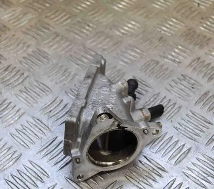 Volkswagen Tiguan Other engine bay part 04L128537B