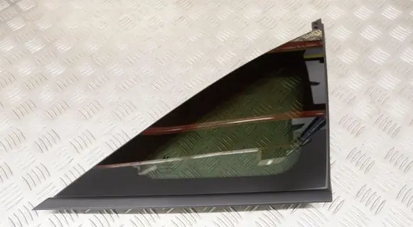 Hyundai Tucson IV NX4 Rear side window