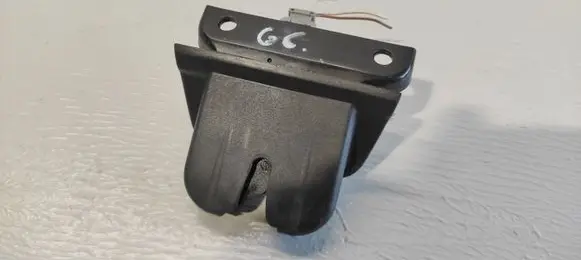 Audi A6 S6 C5 4B Tailgate/trunk/boot lock/catch/latch