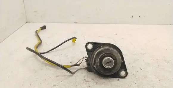 BMW 7 E38 Tailgate/trunk/boot lock/catch/latch 8150240