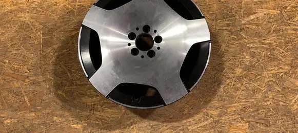 Mercedes-Benz V Class W447 R19 alloy rim A4474018400 K967T97