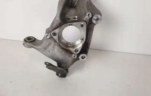Audi TT TTS RS Mk3 8S Rear wheel hub spindle/knuckle 8S0407254