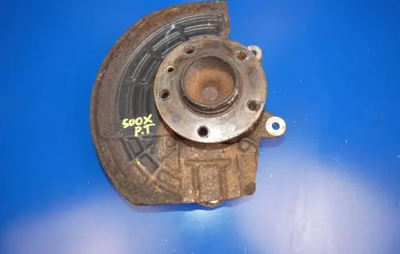 Fiat 500X Rear wheel hub spindle/knuckle 