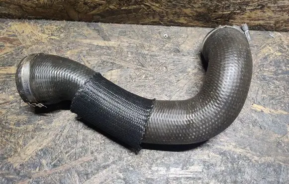 Citroen C4 I Picasso Intercooler hose/pipe