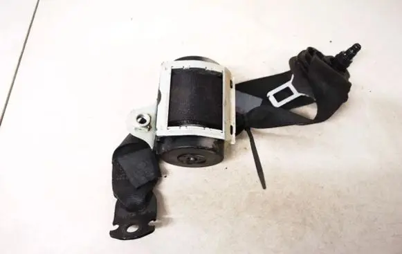 Opel Corsa D Rear seatbelt f13251319 n13251318