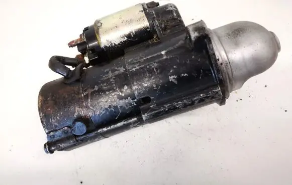 Opel Zafira B Starter motor
