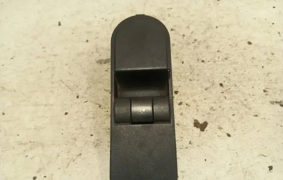 Opel Zafira B Electric window control switch LK03459185 HZC101972577