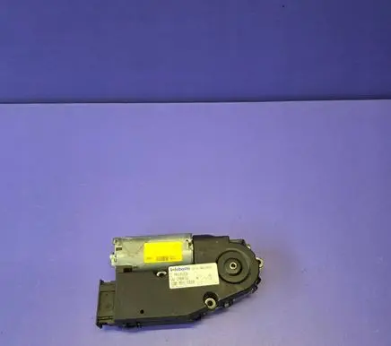 Volkswagen Eos Fuse module 9211618G 1Q0959591B