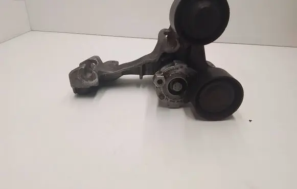 Nissan Qashqai Generator/alternator bracket 117108063R