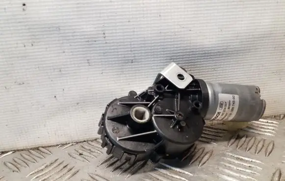 BMW 5 F10 F11 Seat adjustment motor 9168745 5210916874500 0390204007