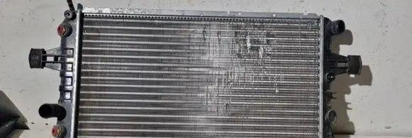 Opel Vectra B Coolant radiator 