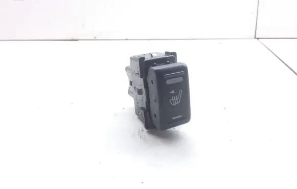 Nissan Note (E11) Seat heating switch