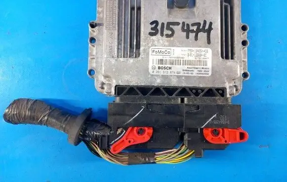 Ford Focus Engine control unit/module FM5A12A650ADB