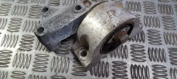Fiat Ducato Engine mount bracket 1333647080