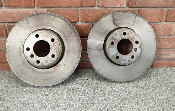 BMW 5 F10 F11 Front brake disc 6898723