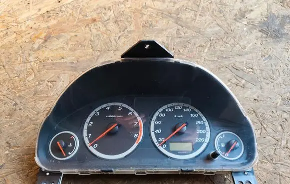 Honda CR-V Speedometer (instrument cluster) 78100G212 HR0299031