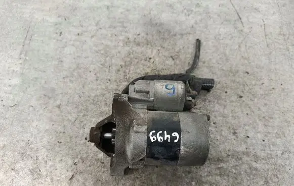 Renault Clio III Starter motor 