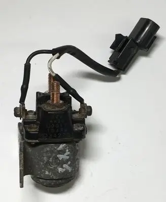 Mitsubishi Pajero Glow plug pre-heat relay MD342751 15474 U001T