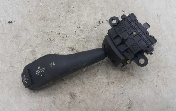 BMW 3 E46 Indicator stalk 8363668M 8363668 01104010