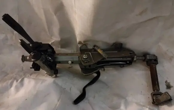 Volkswagen Golf VI Steering wheel lock 1K1419502BB 10030907779A