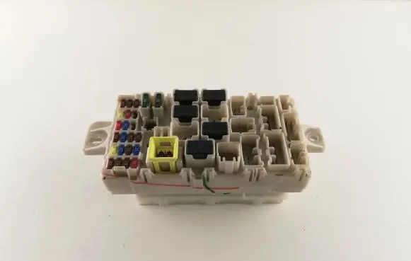 Mitsubishi Space Star Fuse module 8637A972 KL2255