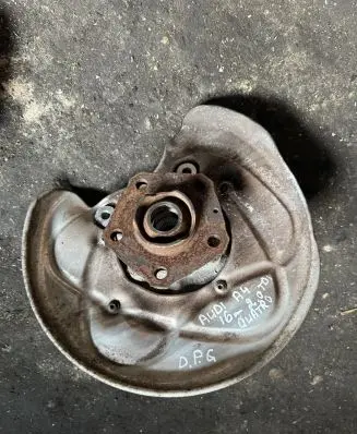 Audi A4 S4 B9 Rear wheel hub