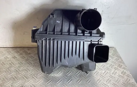 Air filter box
