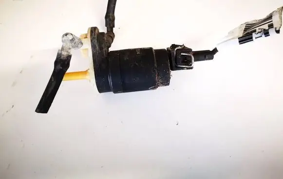 Opel Meriva A Windscreen/windshield washer pump 24439254
