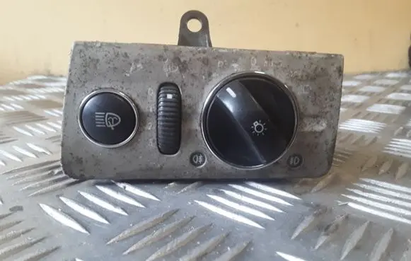 Mercedes-Benz E W211 Light switch 2115450504