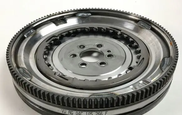 Audi A3 S3 8V Flywheel 04C105266F
