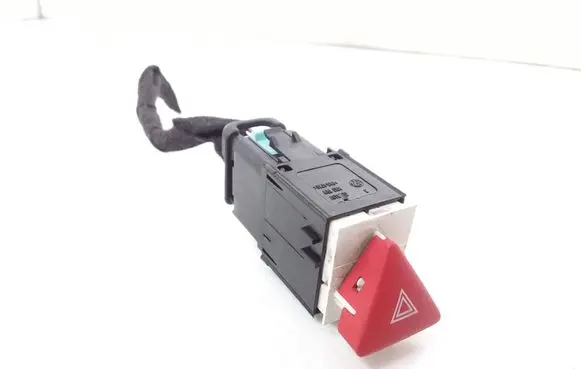 Volkswagen PASSAT B6 Hazard light switch 3C0953509