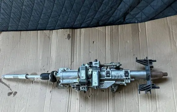 BMW X5 F15 Steering wheel axle 7467730