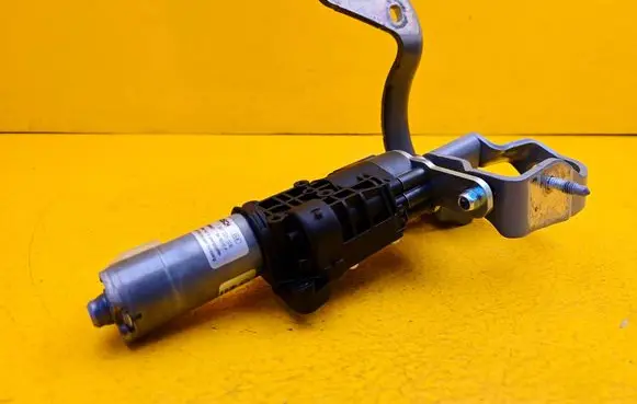 Audi Q7 4M Tailgate/trunk/boot lift motor 4M0827299C 4M0827851A