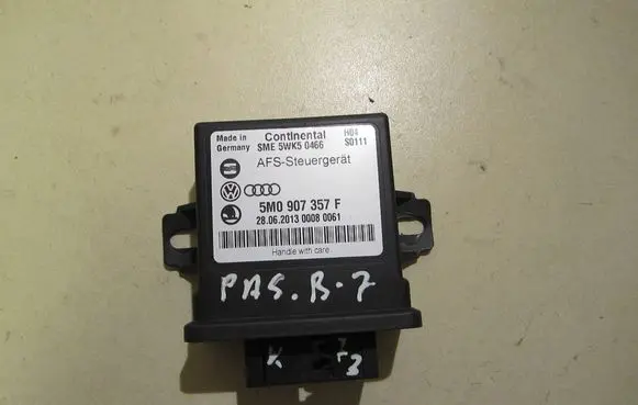 Volkswagen PASSAT B7 Light module LCM 5M0907357F 5WK50466