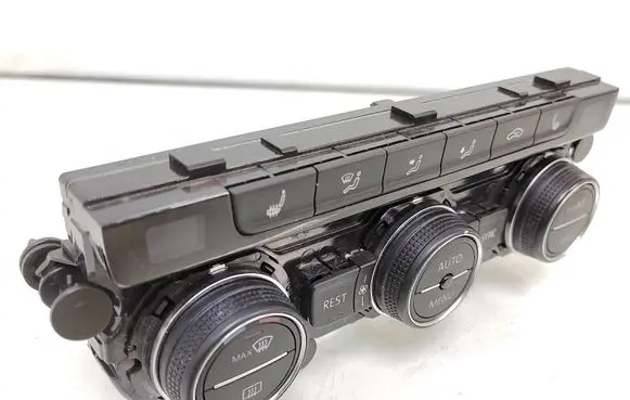 Volkswagen PASSAT B8 Climate control unit 5G0907044BG 5HB01264568