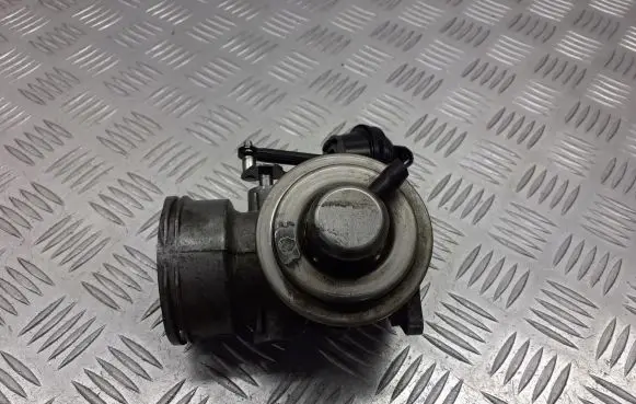 Skoda Octavia Mk2 (1Z) EGR valve