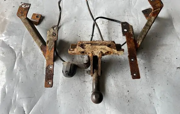 Toyota Land Cruiser (J120) Tow bar set