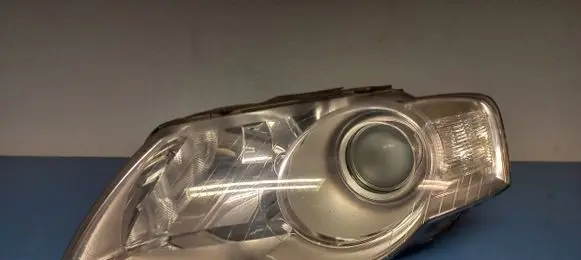 Volkswagen PASSAT B6 Headlight/headlamp 3C0941005AA