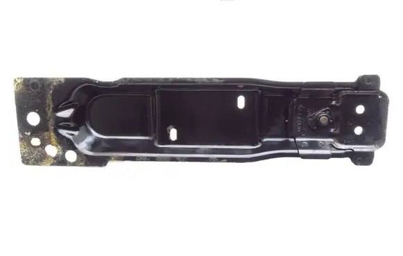 Mercedes-Benz ML W164 Fog light bracket 1646122331