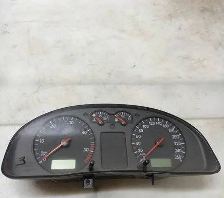 Volkswagen PASSAT B5.5 Speedometer (instrument cluster) 3B0920802A 110008960