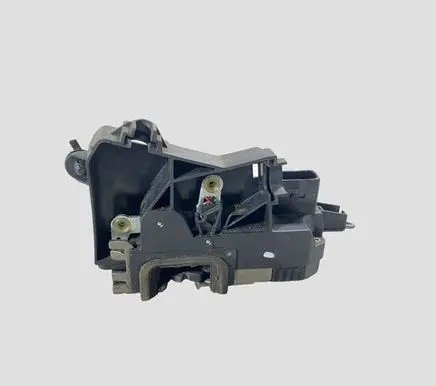 Opel Vectra C Front door lock 13210769
