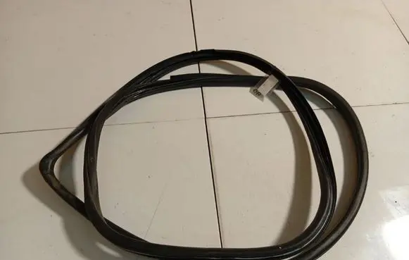 KIA Sorento Rubber seal rear door 