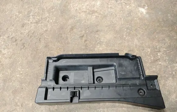 Land Rover Range Rover L322 Spare wheel section trim E0X500100