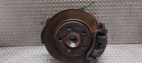 Mercedes-Benz A W168 Front wheel hub spindle knuckle 6814