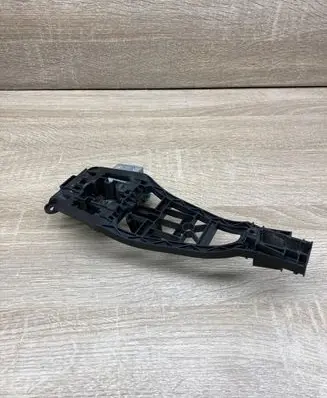 Opel Zafira B Front door exterior handle/bracket 24463524 RIGHTSIDE