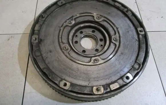 Ford Focus Flywheel AV616477CE
